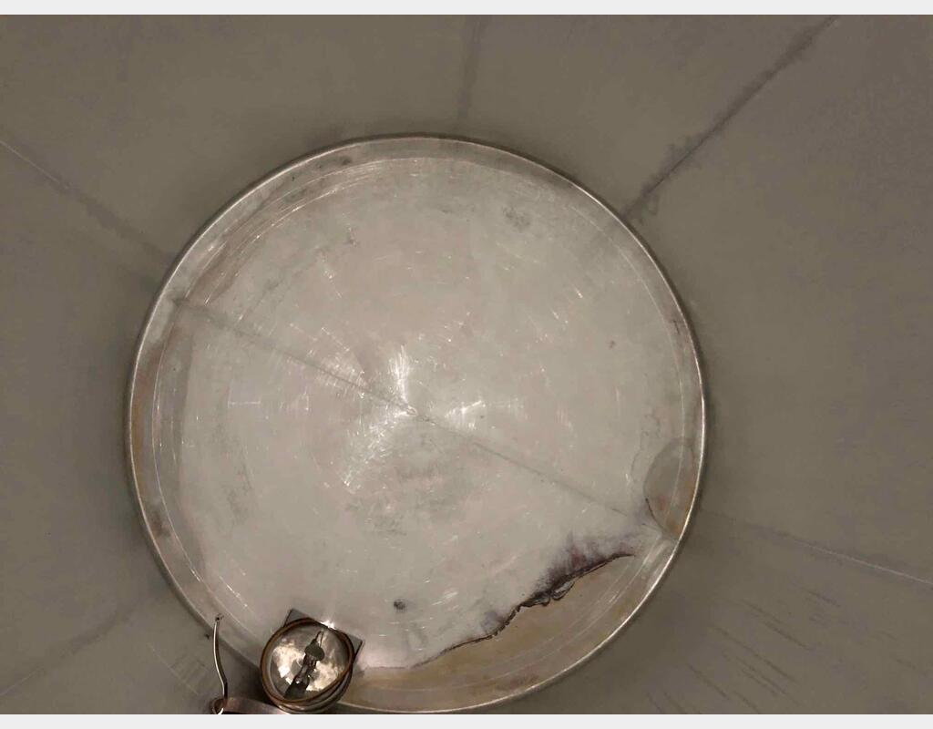 Cuve inox verticale fond plat - fermée capacité 100 HL