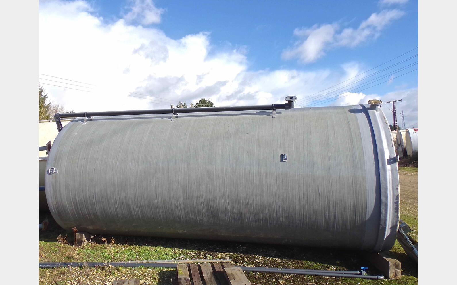 Cuve stockage SOVAP polyester Ann&eacute;e : 2000 Marque : SOVAP