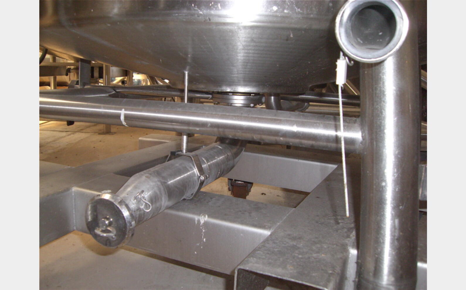 Cuve inox 316L agit&eacute;e, r&eacute;chauff&eacute;e volume : 500 litres marque : PIERRE GUERIN