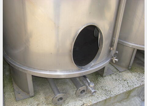 Cuve INOX 304 de 2.500 litres - Fond bombé sur pieds