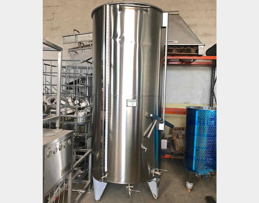 Cuve Inox chapeau flottant de 28 hls Volume : 2800 litres (28 hls)
