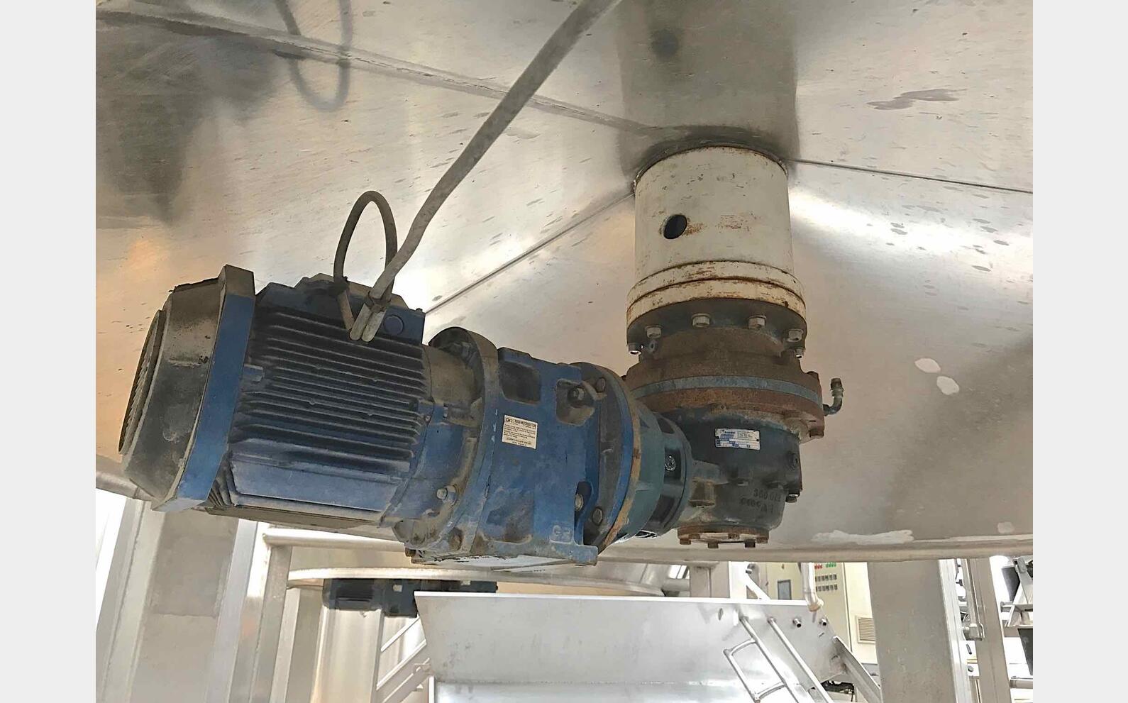 Cuve inox compartiment&eacute;e Capacit&eacute; totale 464 hls