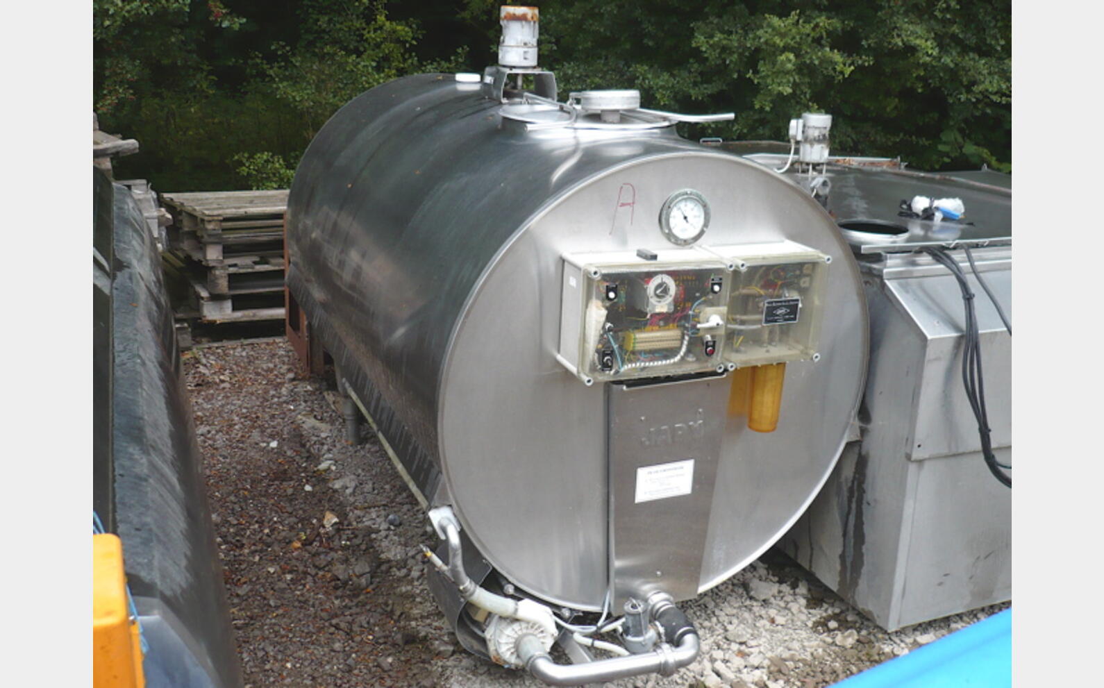 Cuve stockage INOX isol&eacute;e Volume : 1.680 litres