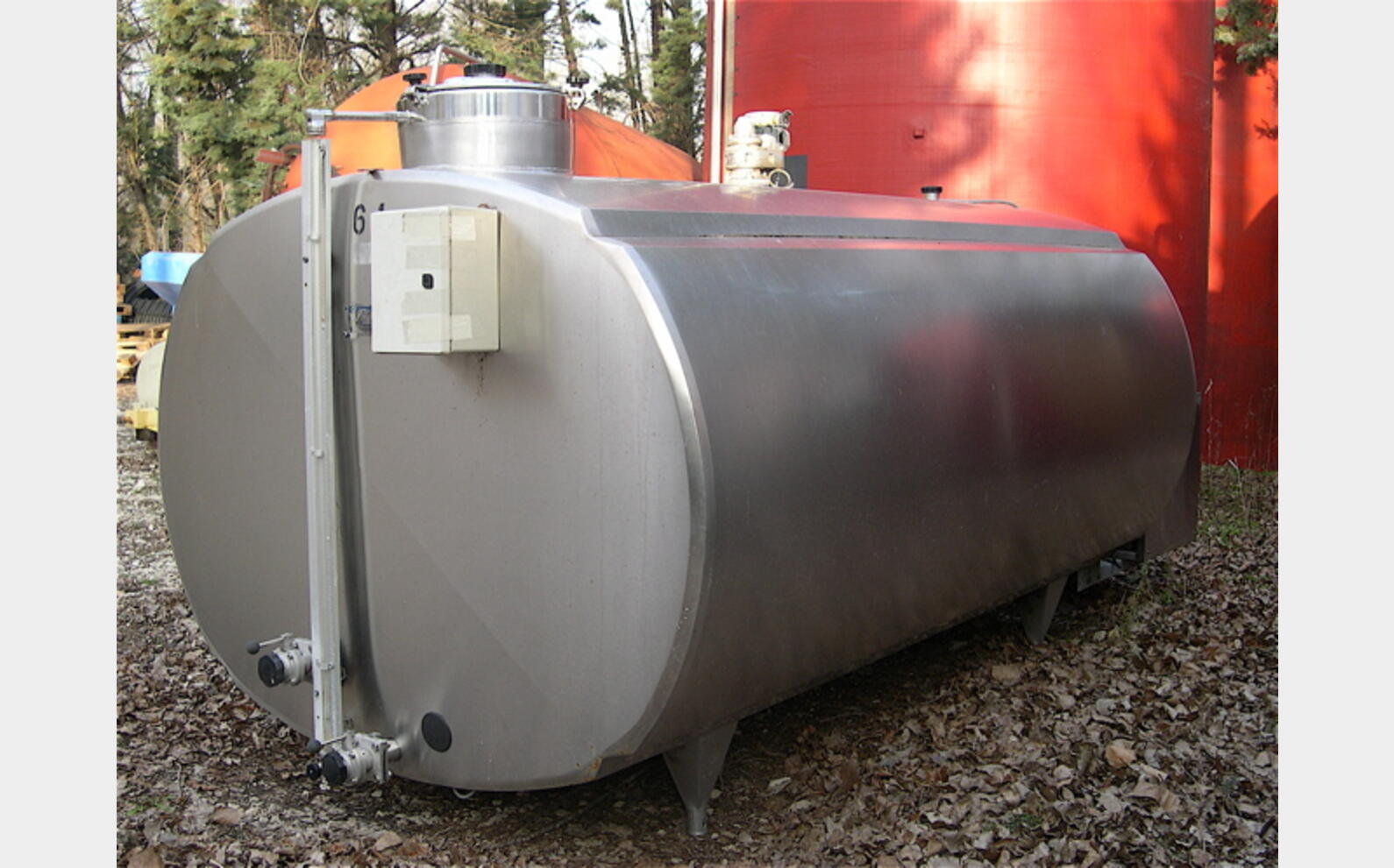 Tank de refroidissement RVS Volume : 4.000 litres