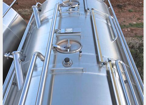 Cuve inox 316L cylindrique verticale Compartiment&eacute;e : 2 x 100 hls + 190 hls
