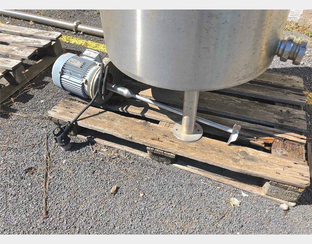 Cuve inox fond sur pieds - 200 litres