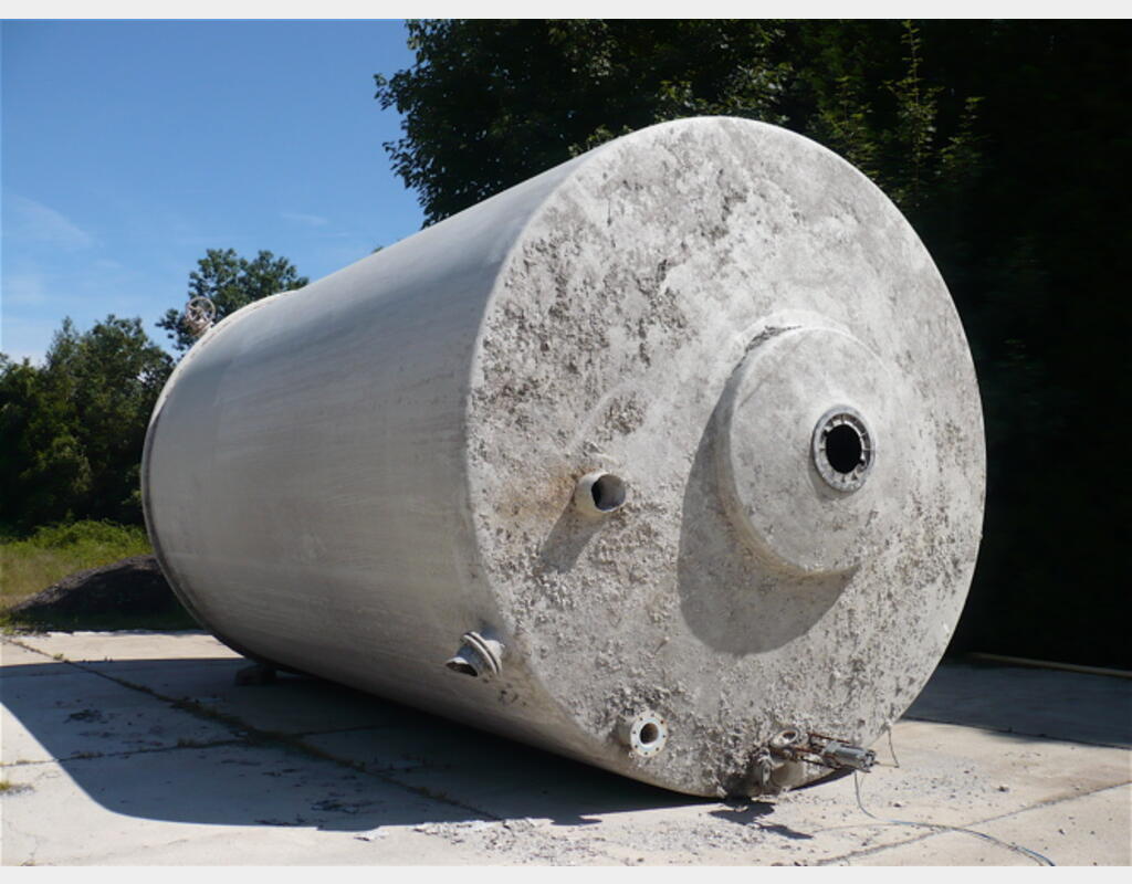 cuve de stockage POLYESTER - cylindrique verticale fond avec pente 2%