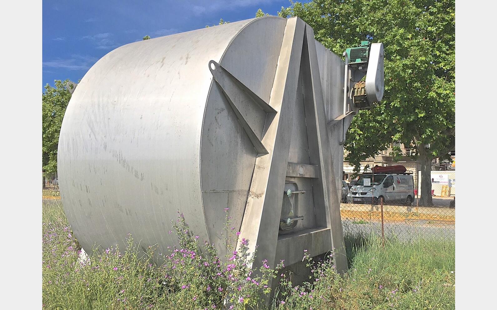 Cuve &agrave; rateau PERA Volume : 200 hectos (20000 litres)