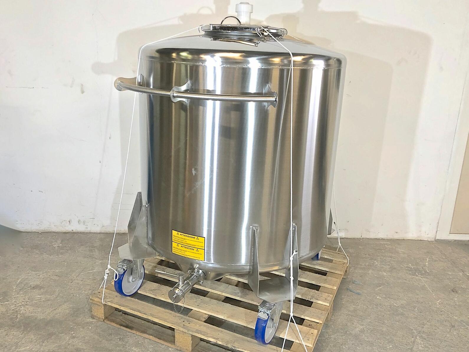 304 stainless steel tank - Model SCL1000