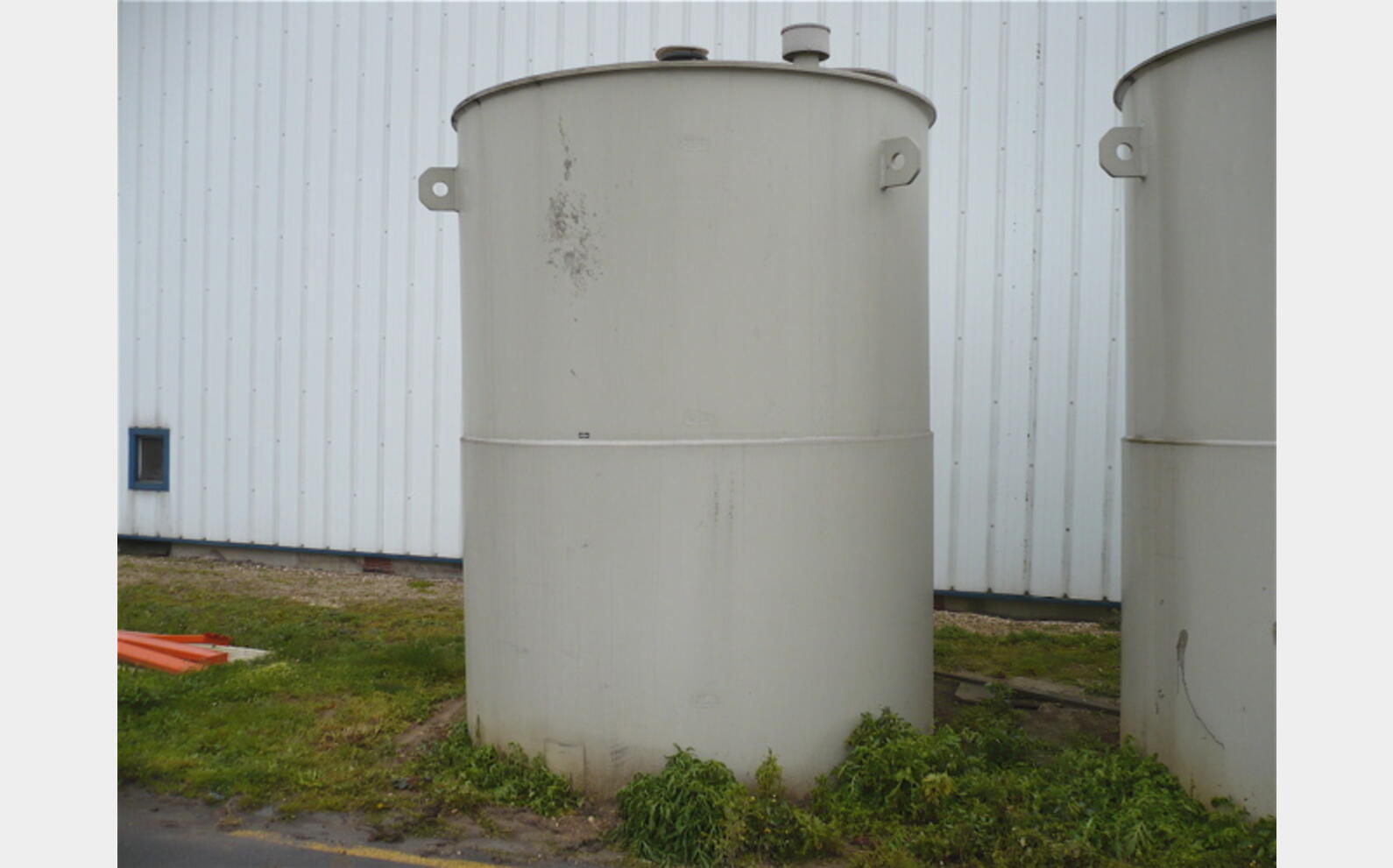 cuve de stockage PPH 11 500 L cylindrique verticale fond plat