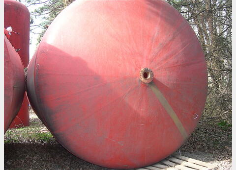 cuve stockage POLYESTER Agroalimentaire Fond bomb&eacute; sur jupe