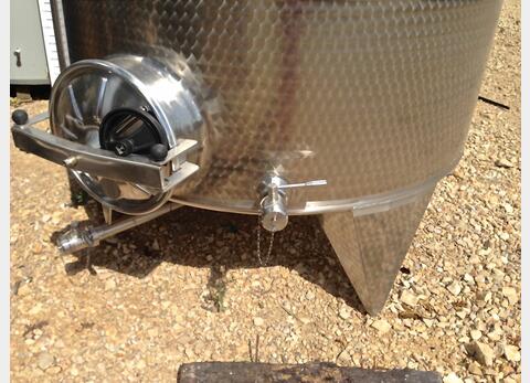 Cuve fermée sur pieds en INOX - Volume : 4300 litres