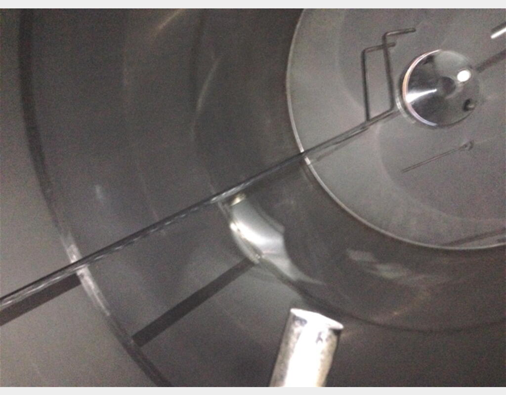 Cuve inox  - Volume : 12 000 litres (120 hectos)