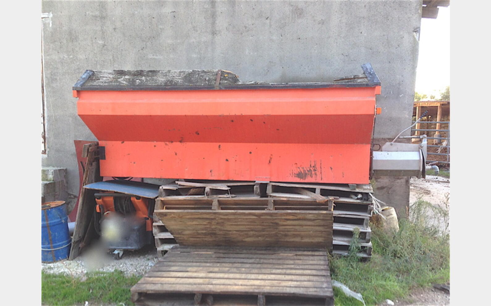 Benne 40 hls - Marque : EGRETIER