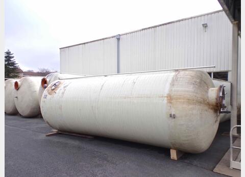 Cuve fibre fond plat sur radier Volume : 25 000 litres (250 hls)