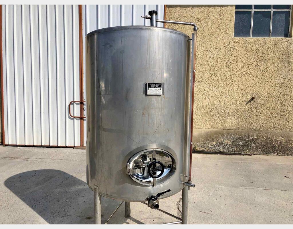 Cuve de stockage inox - Volume : 1400 litres