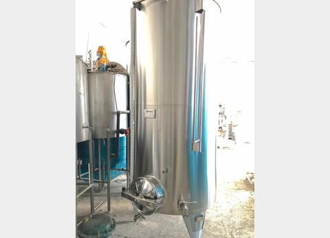 Cuve Inox chapeau flottant de 28 hls Volume : 2800 litres (28 hls)