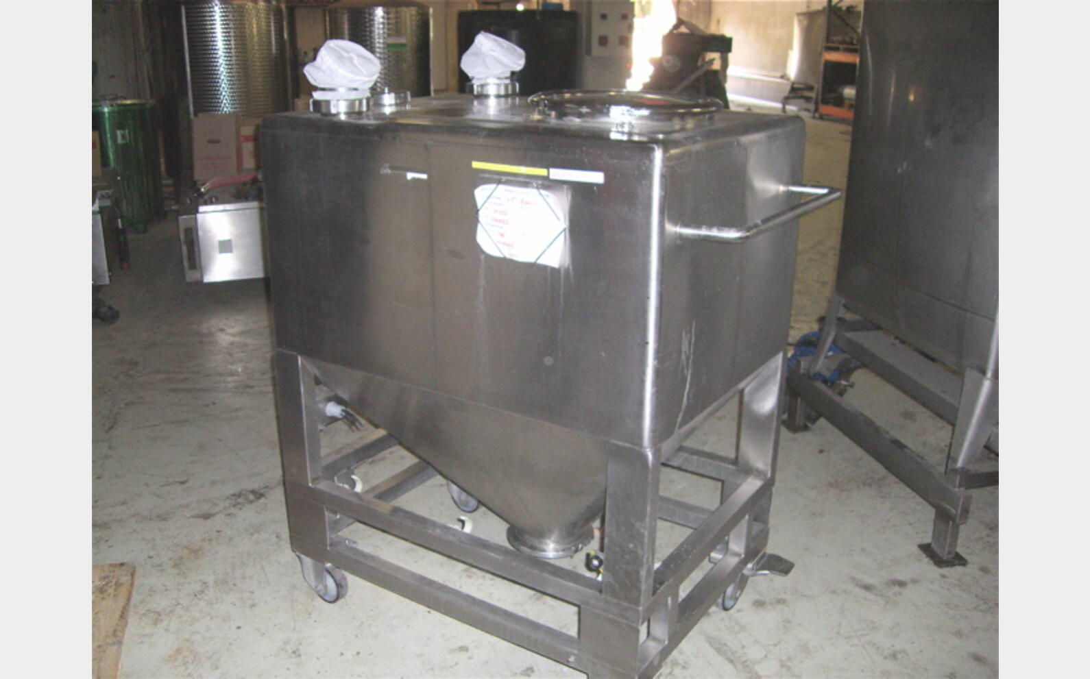 750 L