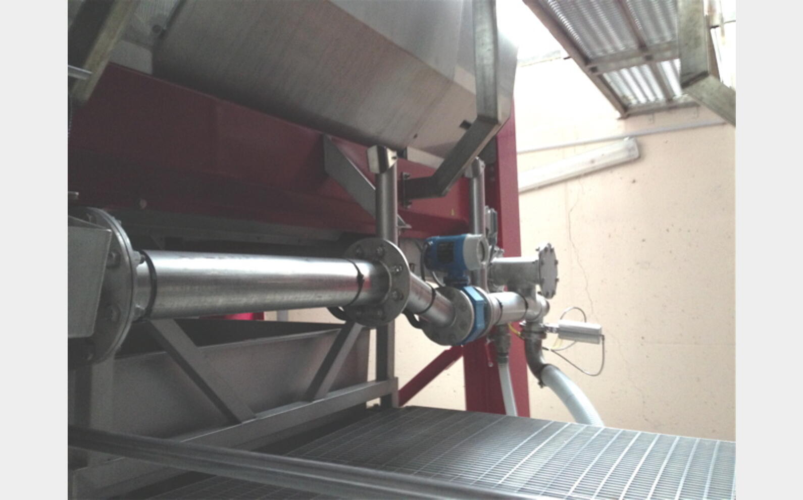 pressoir cage ferm&eacute; Marque : BUCHER