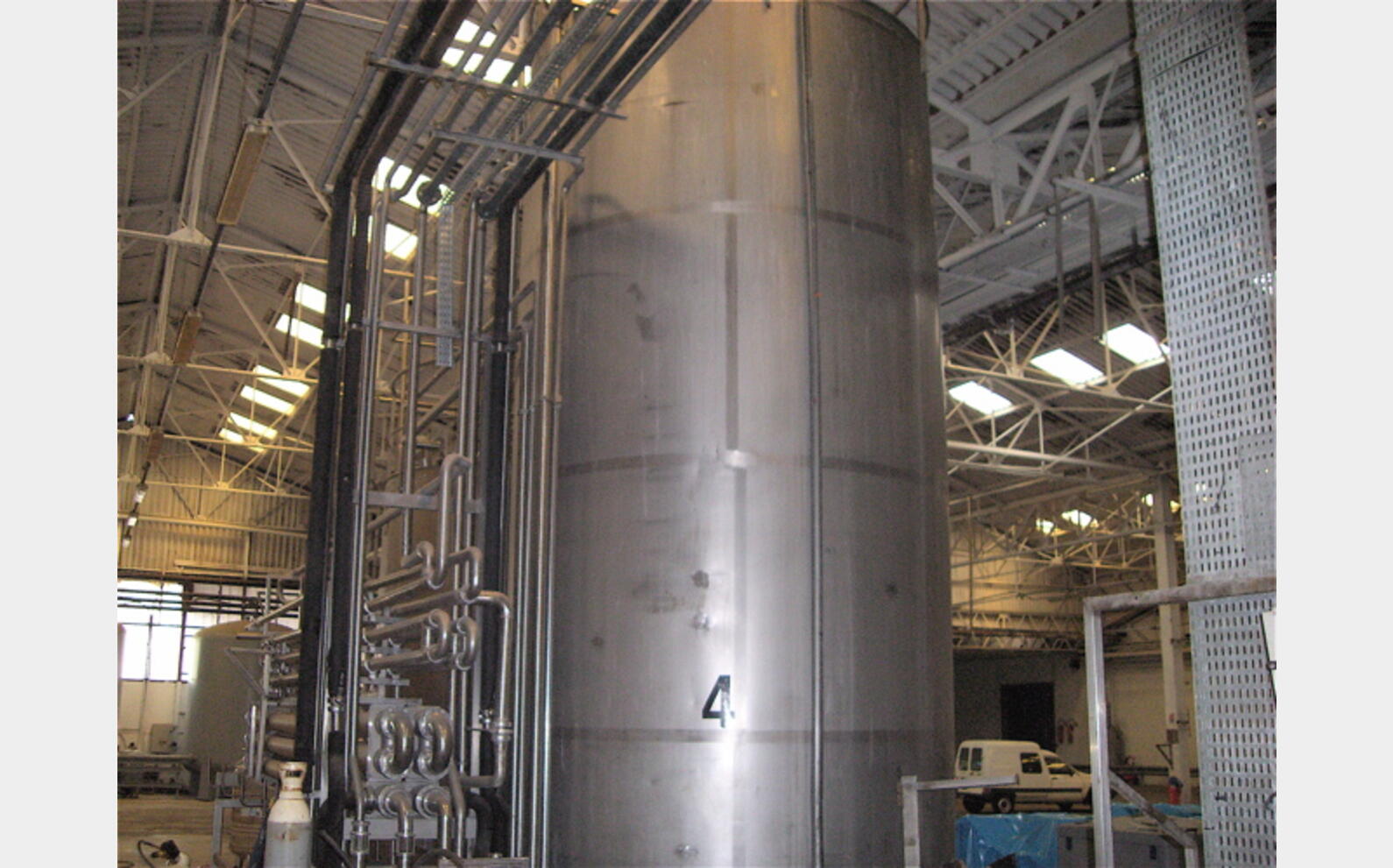 Cuve verticale INOX 304 de 300 hls, occasion