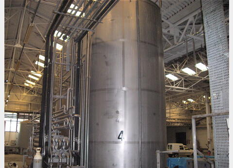 Cuve de stockage verticale de 30 m3 - INOX 304, Isoléé , agitée