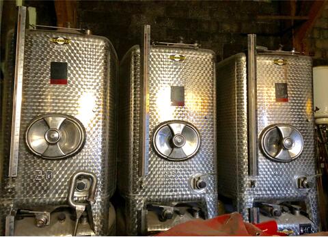 Cuves inox 25hls + 12,5hls Marque : SPEIDEL