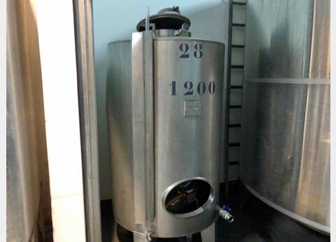Cuve inox verticale sur pieds