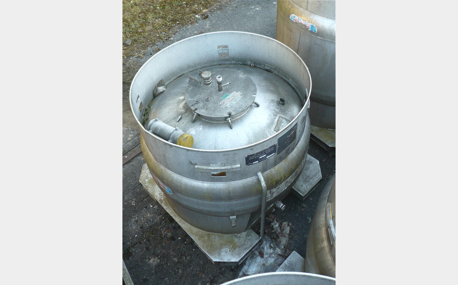 conteneur INOX 304L Volume : 590 litres