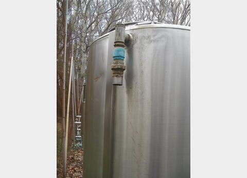 Cuve INOX  calorifug&eacute;e 2000 L
