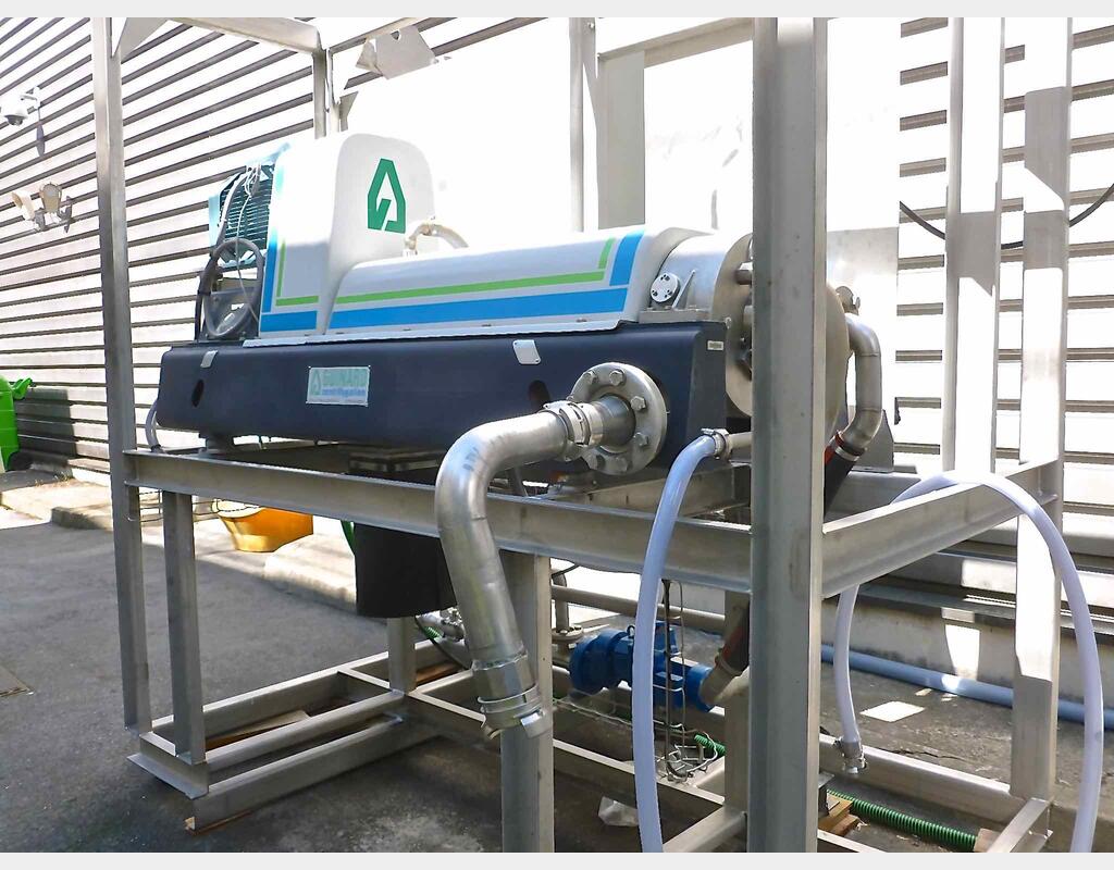 Décanteuse centrifugeuse sur skid inox - Marque : GUINARD CENTRIFUGATION