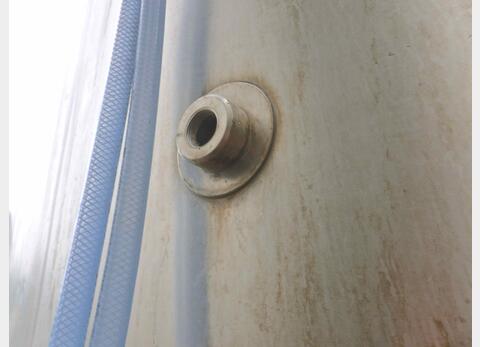 Cuve inox cylindrique verticale