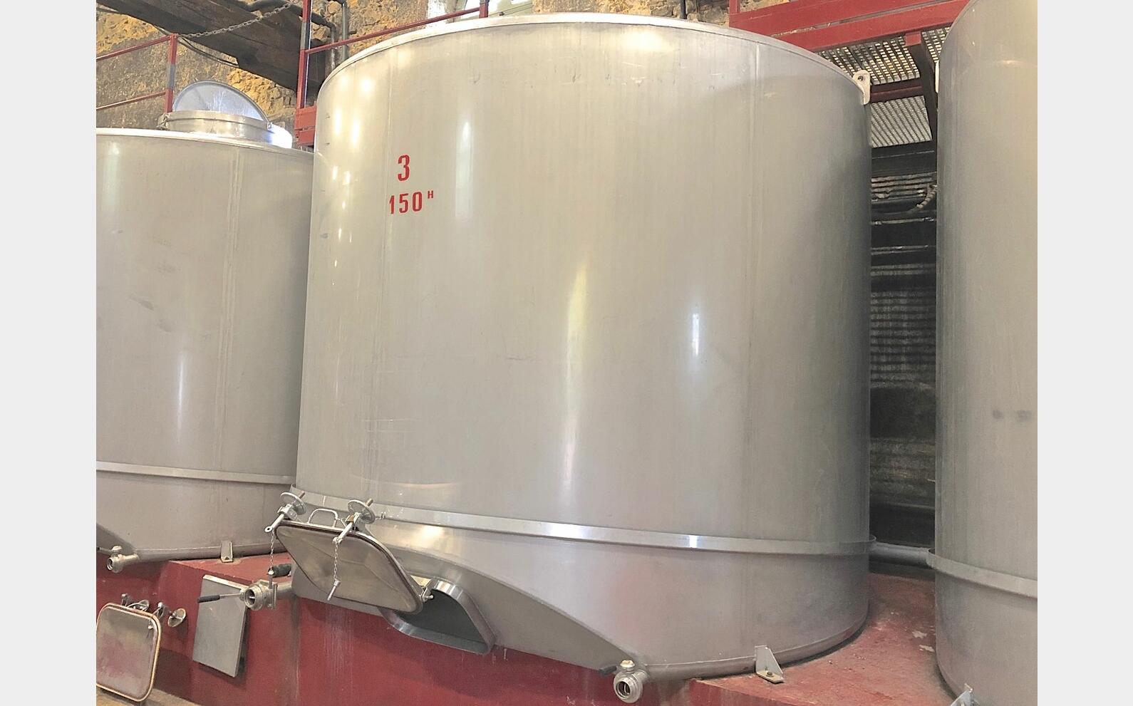 Cuve inox avec drapeaux Marque : ALFA LAVAL