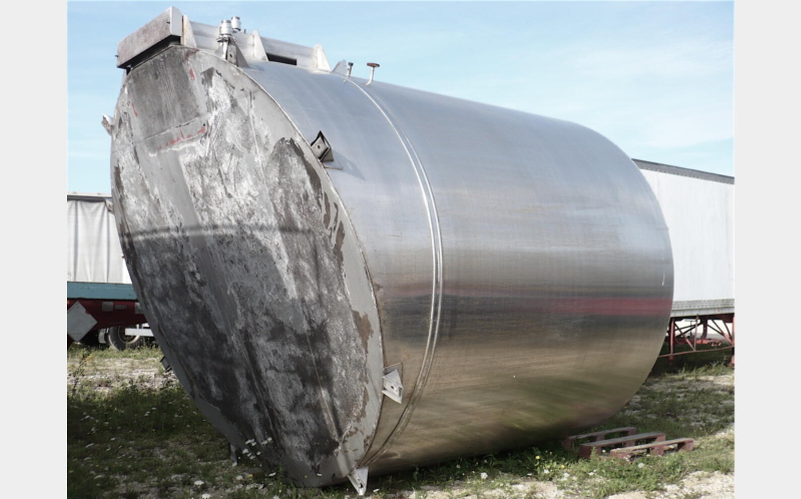 cuve vinification INOX 304 Volume : 32500 litres (325 hecto)