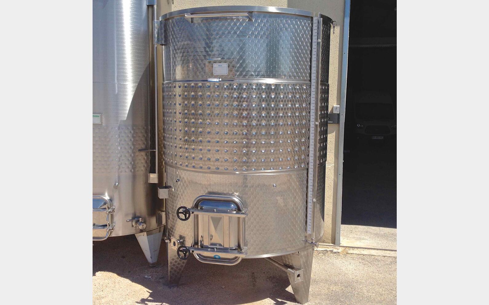 Cuve inox &agrave; chapeau flottant MATERIEL NEUF
