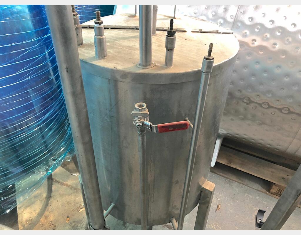 Cuve en inox 316L - Volume : 100 litres