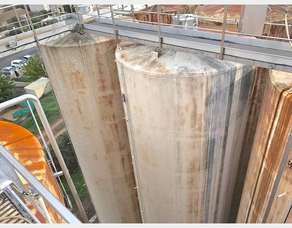 Cuve acier revêtu - Volume : 1380 hls (138.000 litres)
