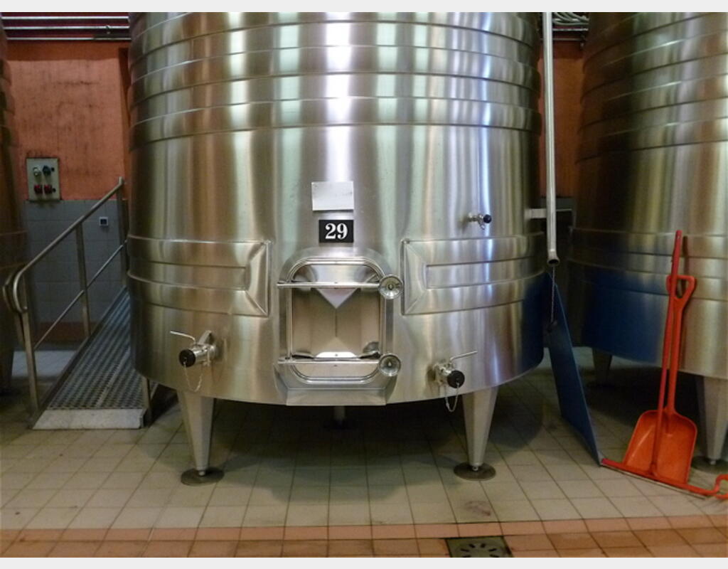 Cuve vinification INOX 304 tronconique - Volume : 131 hecto (13100 litres)