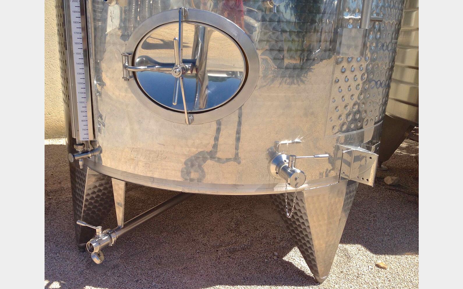 Cuve inox &agrave; chapeau flottant MATERIEL NEUF