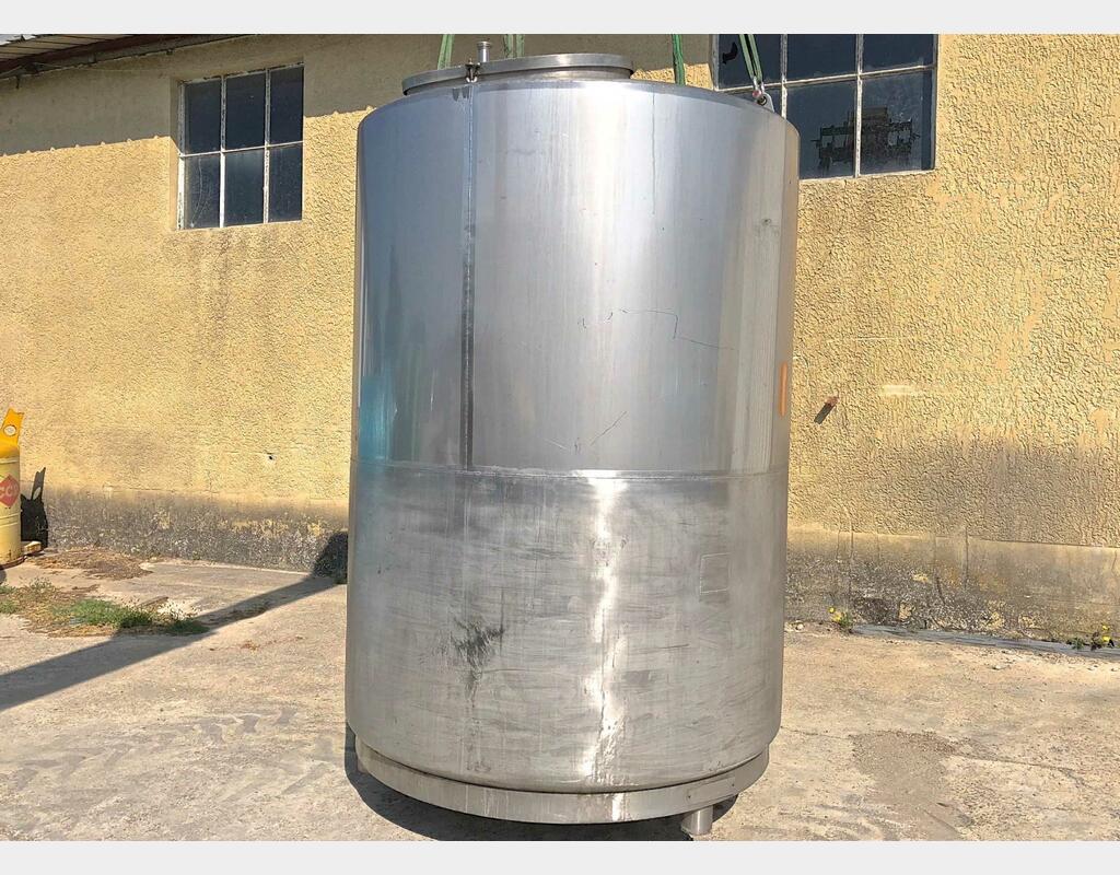 Vertical cylindrical stainless steel tank - Volume: 4000 liters