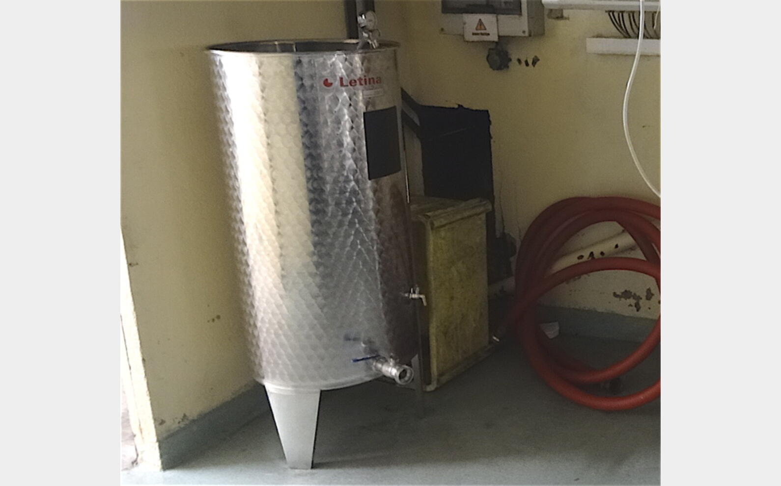 Cuve à chapeau flottant en INOX 304 - Volume : 200 litres