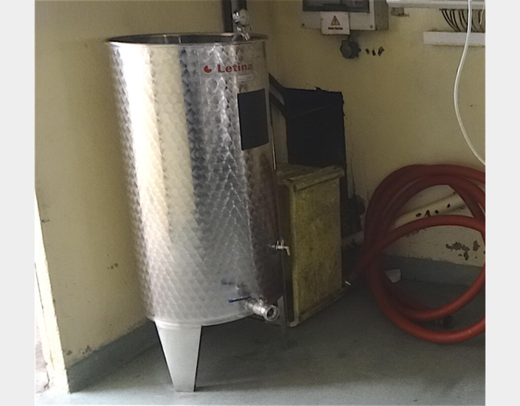 Cuve à chapeau flottant en INOX 304 - Volume : 200 litres