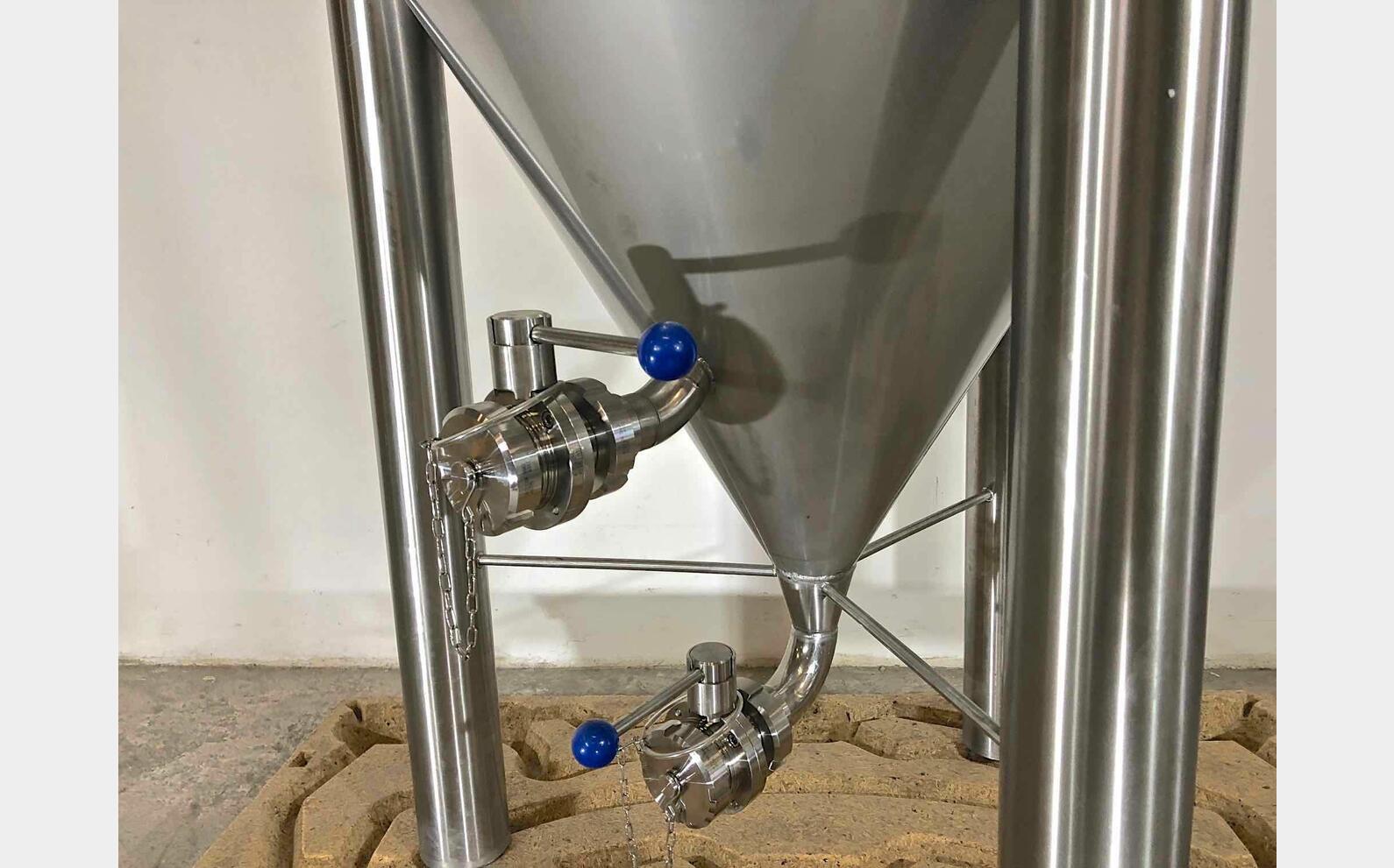 Cuve inox 304 - 3,2 HL 3.2 HL (320 Litres) ARSILAC
