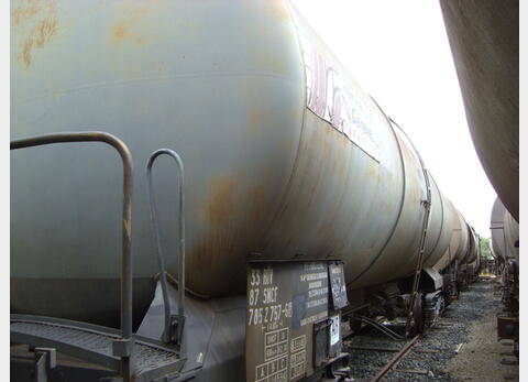 Citerne horizontale sur chassis, 83m3 - Acier Brut