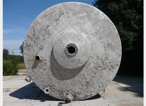 Cuve de stockage polyester de 100m3, Hermex volume : 100 000 litres (1000 hecto) provenance : papeterie. marque : HERMEX