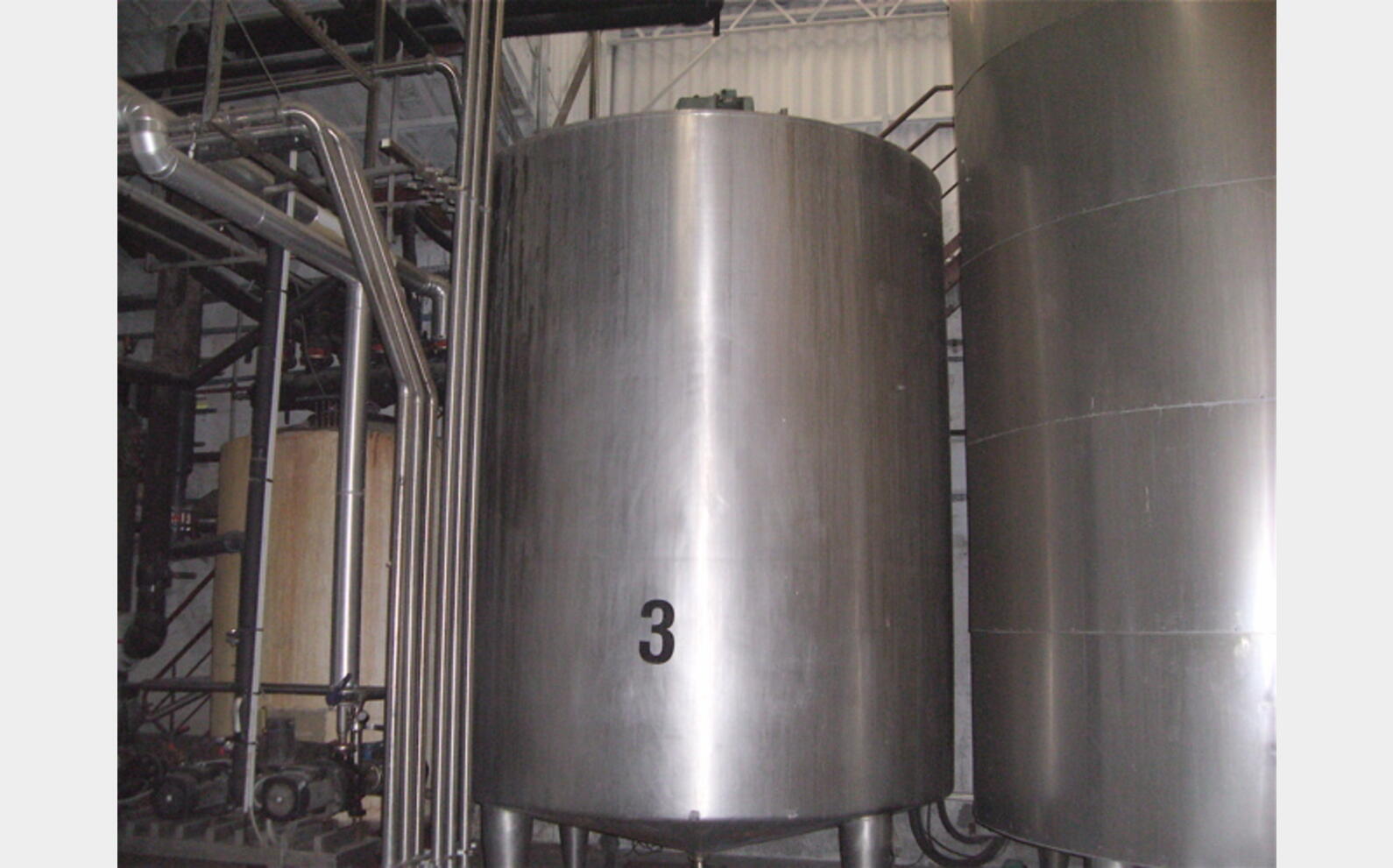 Cuve verticale INOX 304 de 200 hls, occasion