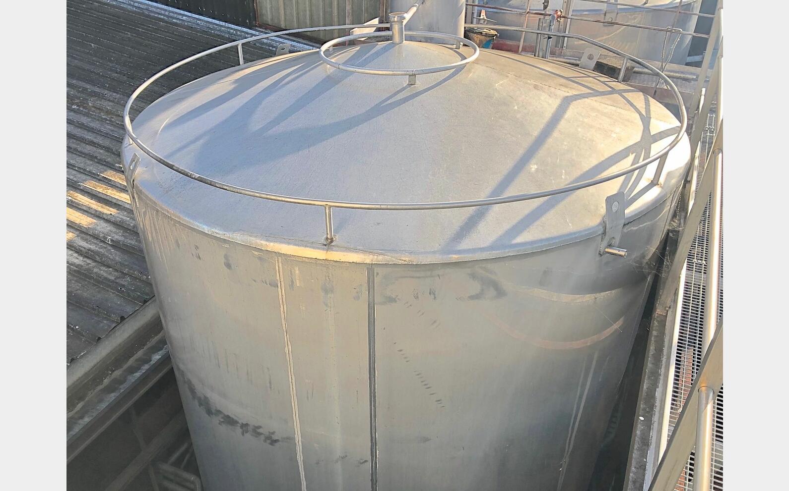 cuve stockage INOX fond cuill&egrave;re
