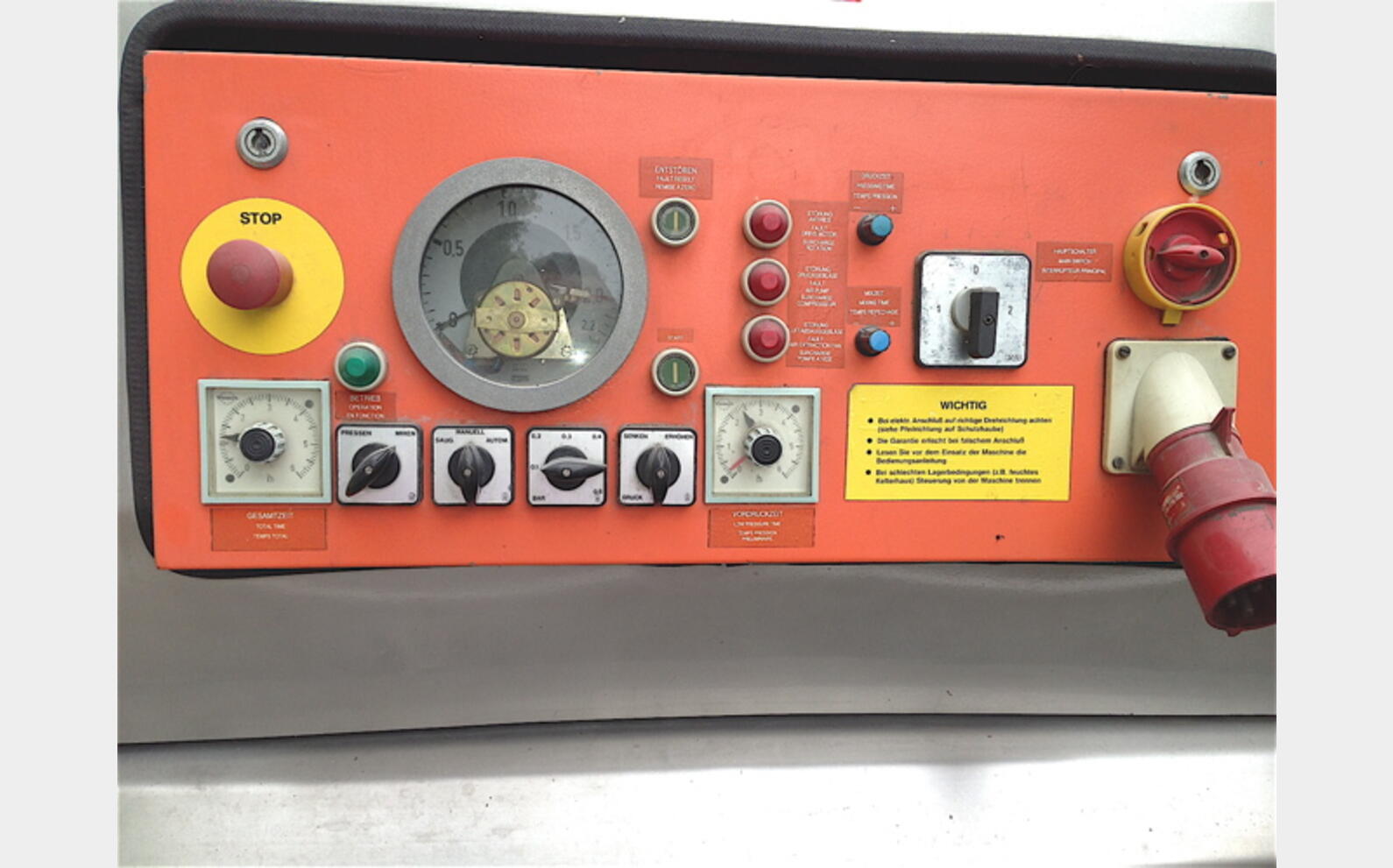 Pressoir Bucher RPL 3600 Capacit&eacute; : 36 HLS
