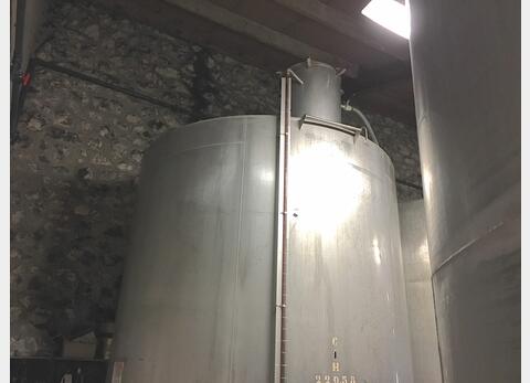 Cuve inox fermée sur pieds - Volume : 230 hls (23 000 litres)