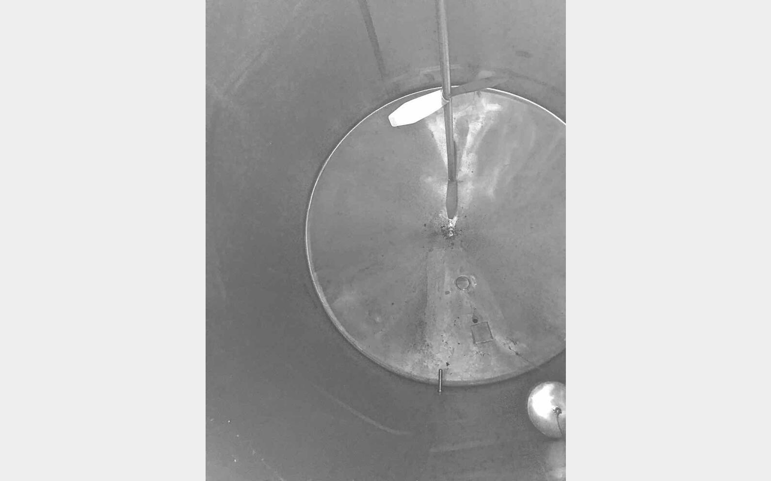 Cuve inox cylindrique verticale