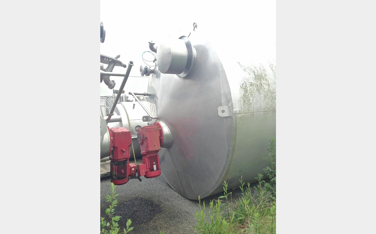 cuve inox agit&eacute;e isol&eacute;e LSDH18